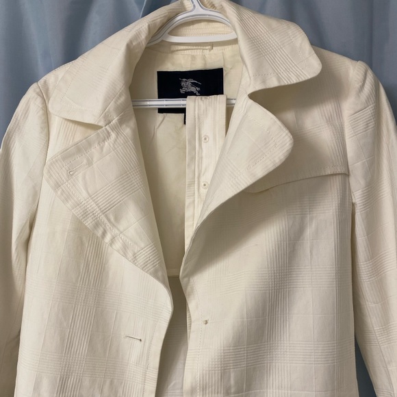 Burberry white/cream trench coat UK10 - Picture 3 of 17
